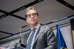 Cuerpo avisa de tensiones por queroseno si se prolonga la guerra, pero destaca la menor dependencia de Espa&ntilde;a