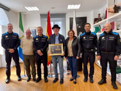 Diecinueve agentes de la Polic&iacute;a Local de Laredo reciben un reconocimiento a sus a&ntilde;os de servicio
