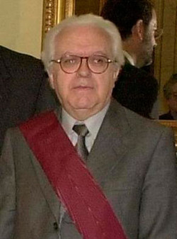 DON GREGORIO SALVADOR.Por Juan Goti Orde&ntilde;ana  Catedr&aacute;tico em&eacute;rito de la Universidad de Valladolid