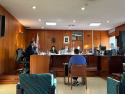 El acusado de violar a una joven asegura que las relaciones fueron "consentidas" y la v&iacute;ctima lo niega