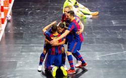 El Bar&ccedil;a tumba a ElPozo y reconquista la `Champions`