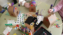 El Capricho lanza un concurso escolar en el centenario de la muerte de Gaud&iacute;