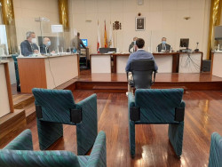 El fiscal mantiene los dos a&ntilde;os de c&aacute;rcel al conductor que atropell&oacute; y no auxili&oacute; a un joven en los Infantes