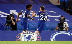 El Liverpool conquista la Premier con la derrota del City en el Bridge