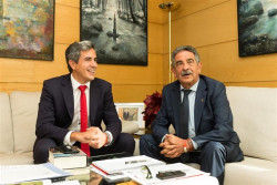 El PRC, Revilla, sigue su rumbo sin estruendo, y el PSOE ya m&aacute;s pausado, tambi&eacute;n. &nbsp;