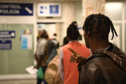 El TUE dice que Espa&ntilde;a solo puede expulsar a un extranjero con permiso de residencia si amenaza el orden p&uacute;blico