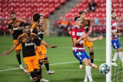 El Valencia no reacciona con Voro y el Alav&eacute;s se complica la vida