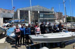 En una dura jornada en la que el NE sopl&oacute; entre 15 y 19 nudos, se celebr&oacute; el Juvenil de Snipe Memorial Ferm&iacute;n S&aacute;nchez.