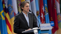 I&ntilde;igo De La Serna&nbsp;Vr. Jos&eacute; Luis &Aacute;balos.   Por Carlos Magdalena