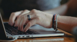 La ADL de Torrelavega impartir&aacute; un taller gratuito para aprender a gestionar tr&aacute;mites cotidianos digitalmente