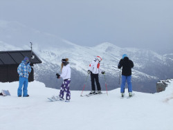 La estaci&oacute;n de esqu&iacute; Alto Campoo abre este domingo con una pista y un telesqu&iacute; debido al tiempo