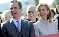 La Infanta de Espa&ntilde;a, SAR, en el banquillo 
