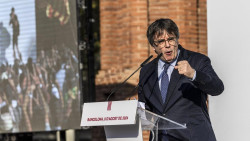La resurrecci&oacute;n de Puigdemont   Carlos, Magdalena