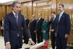 &ldquo;Los marrones&rdquo; que hered&oacute; el ministro De la Serna
