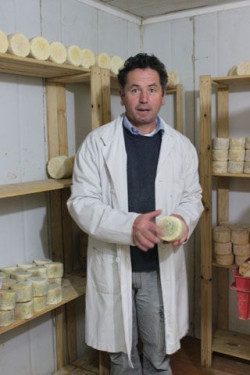 "Lu&iacute;s Alberto Alles, la vocaci&oacute;n quesera"