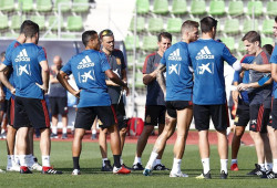 Luis Enrique: "Cuando llega un jugador nuevo a la selecci&oacute;n, le hacemos un video y le digo por qu&eacute; le traigo"