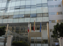 Mar&iacute;a Buruaga ya tiene su gobierno, ahora a trabajar.   Carlos Magdalena