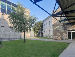 Prisi&oacute;n por presentar en un juicio un contrato de alquiler y un recibo falsos para evitar un desahucio