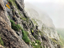 Rescatados dos senderistas enriscados en una ruta hacia el telef&eacute;rico de Fuente D&eacute;