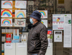  Sanidad reparte 53 millones de mascarillas entre las CCAA y 2 millones de kits de diagn&oacute;stico r&aacute;pido