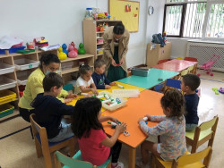 Santillana del Mar inicia su campamento de verano con 12 ni&ntilde;os