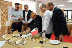 Setenta quesos, 15 quesadas y 13 sobaos participan en el Concurso de Productos elaborados con leche de vaca