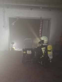 Sofocado un fuego en un almac&eacute;n de textiles del hogar en Ramales