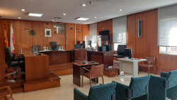  Un a&ntilde;o por tocar los pechos a una adolescente cuando estaba en el parque con unas amigas