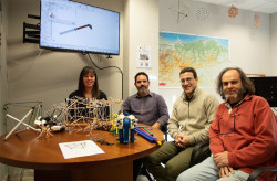 Un proyecto de la UC explora m&oacute;dulos plegables para futuros h&aacute;bitats en tubos de lava de la Luna