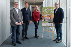 Vega de Pas acoge hasta el domingo la octava Fiesta del Sobao y la Quesada con mercado, actuaciones y rutas guiadas