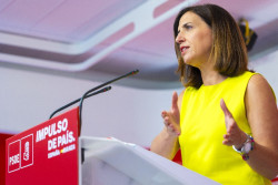 Y el PSOE ve normal la reuni&oacute;n de S&aacute;nchez  Barrab&eacute;s y la mujer del presidente en Moncloa 